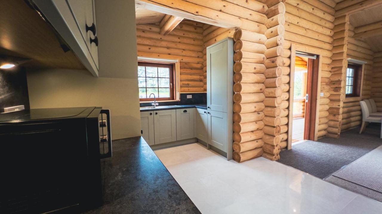 Aspen Lodge, Amazing New Log Cabin With Hot Tub - Sleeps 6 - Felmoor Park Морпет Екстер'єр фото