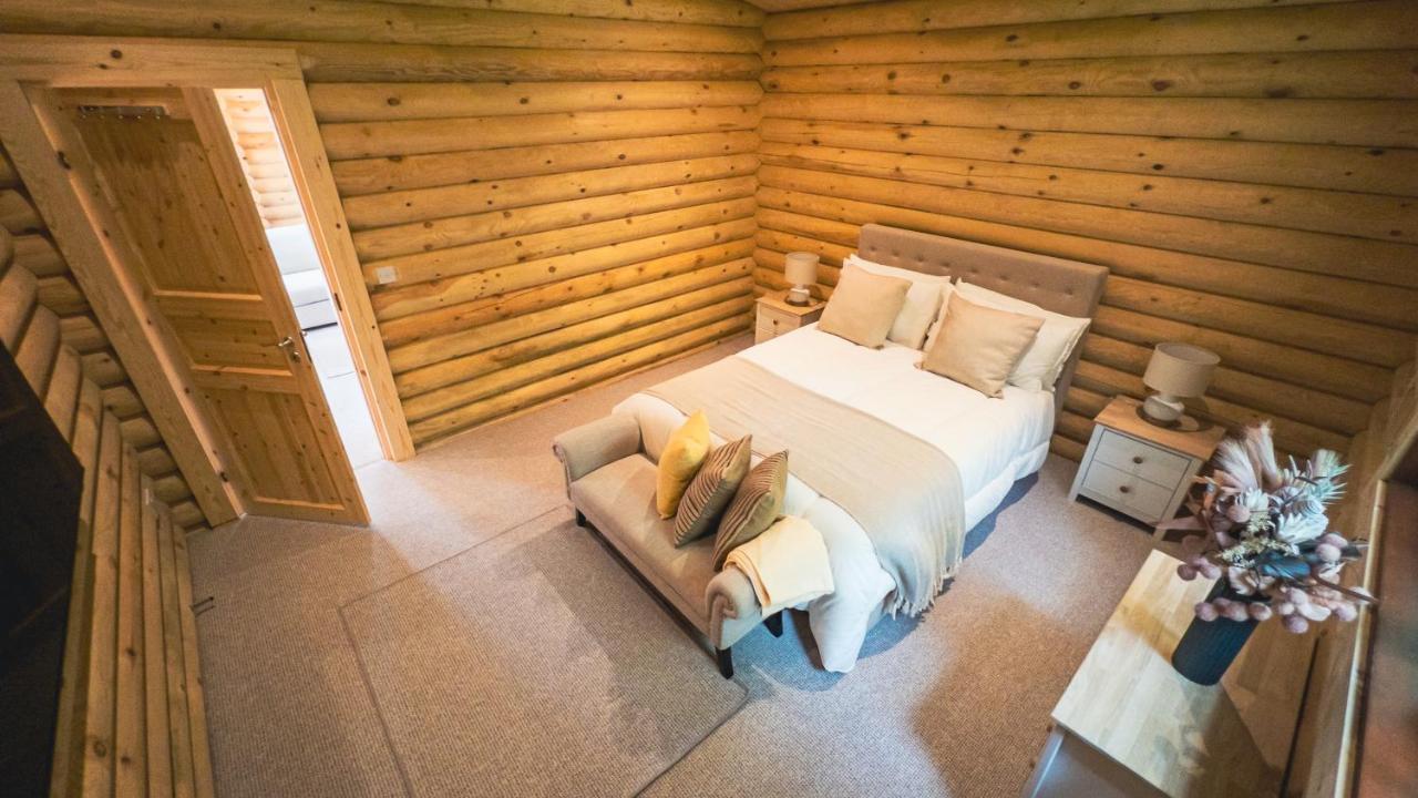 Aspen Lodge, Amazing New Log Cabin With Hot Tub - Sleeps 6 - Felmoor Park Морпет Екстер'єр фото
